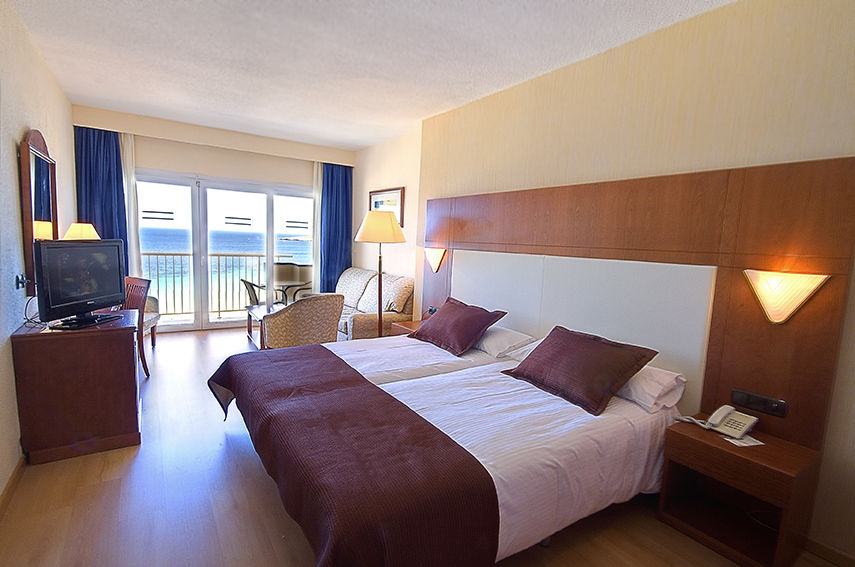 Cm Castell De Mar Hotel Кала Милор Стая снимка